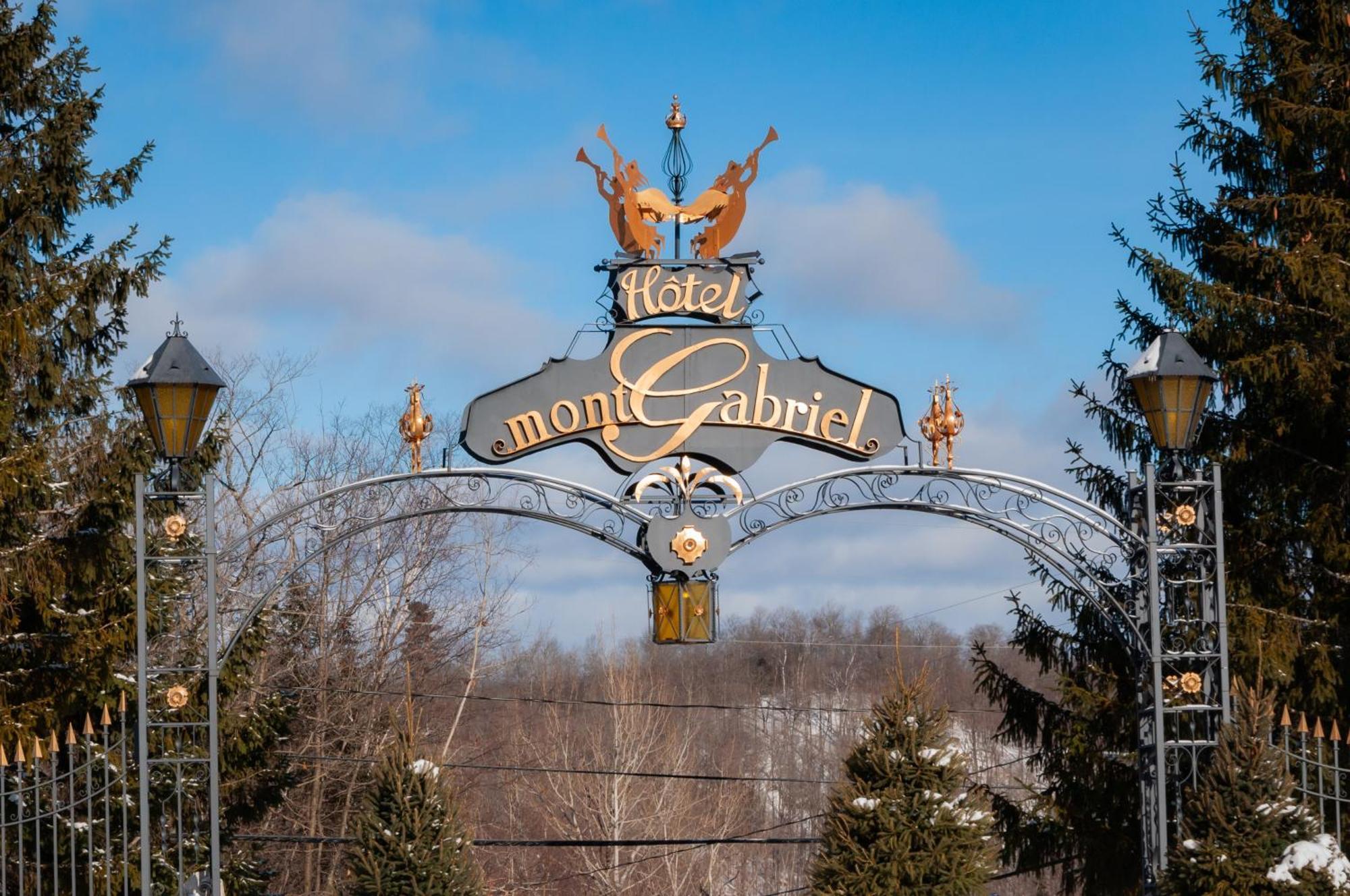 Hôtel Mont Gabriel Sainte-Adèle Exterior foto